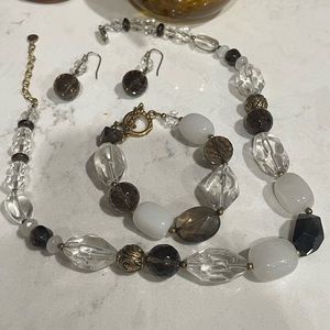Clear & brown Necklace set